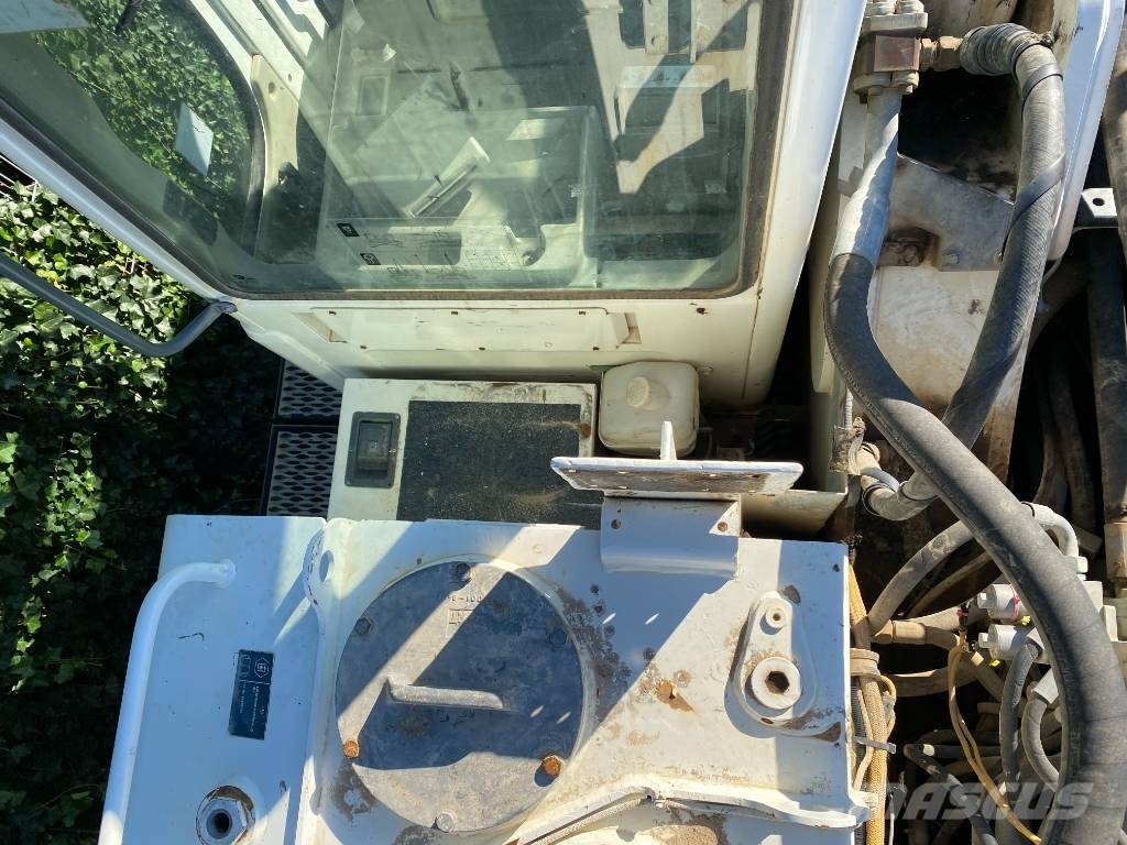 Liebherr R964C LCV LITRONIC 2013 Vente en pièces détachée Sliedes, ķēdes un šasija