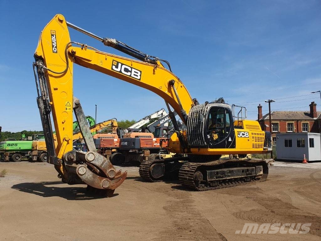 JCB JS 370 LC حفارات زحافة