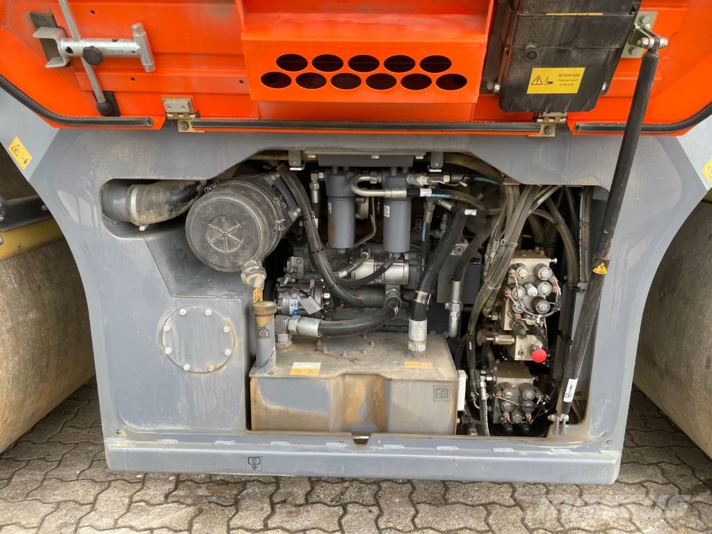 Hamm DV+ 70I VO-S Valjci sa duplim bubnjem