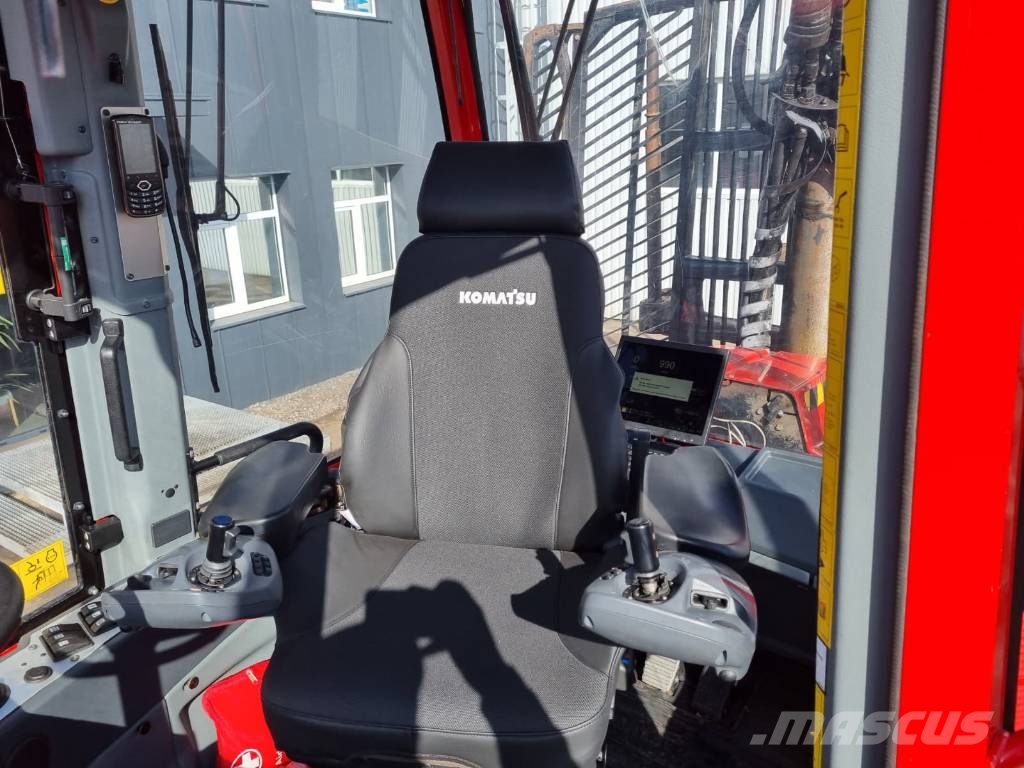 Komatsu 855 شاحنات