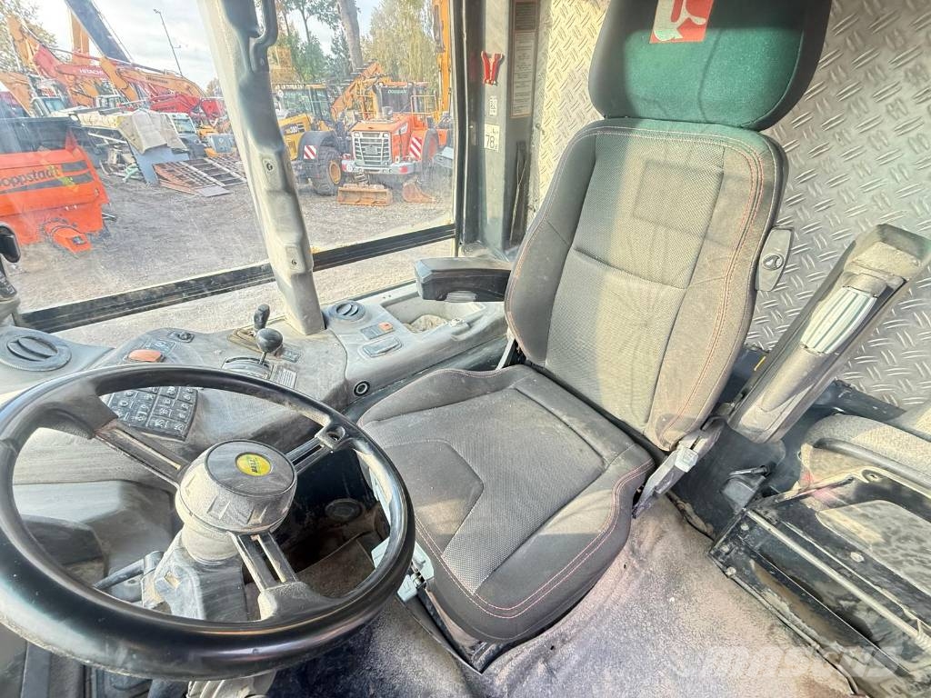 Bell B 25 D Terrængående lastbiler