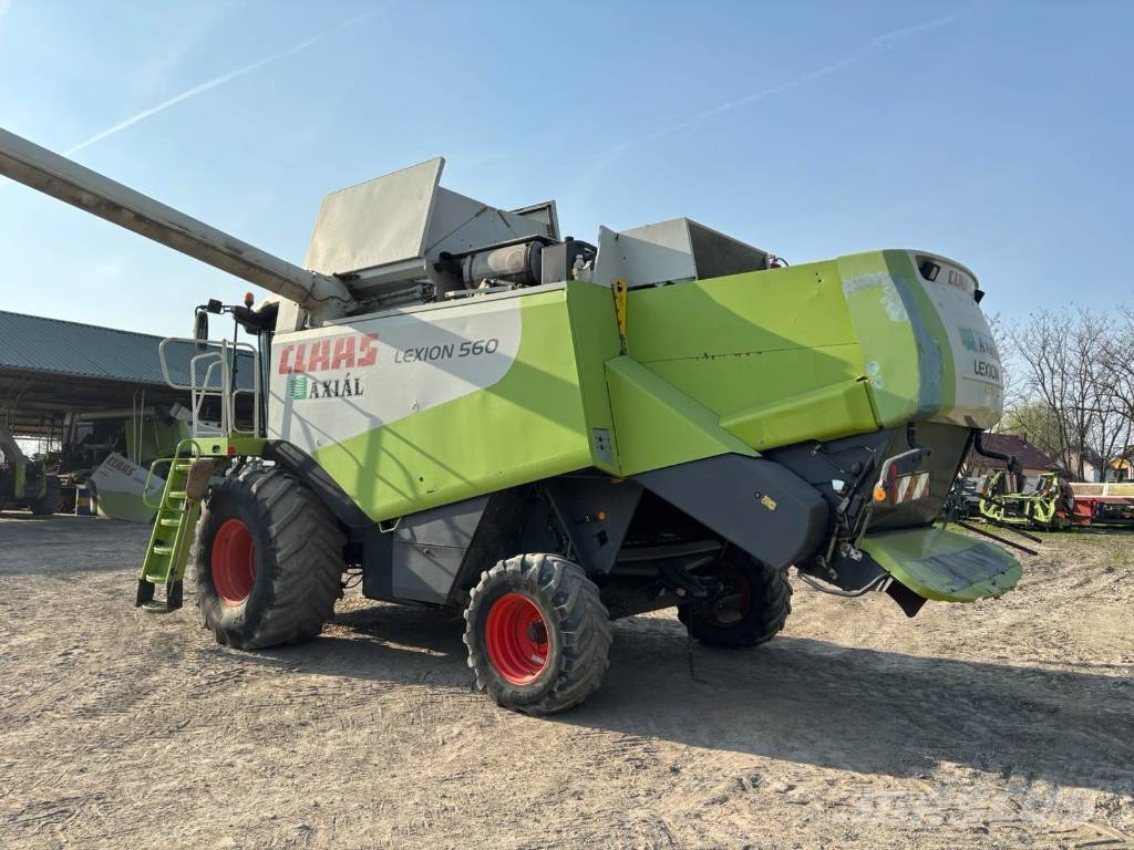 CLAAS Lexion 560 Combine de secerat