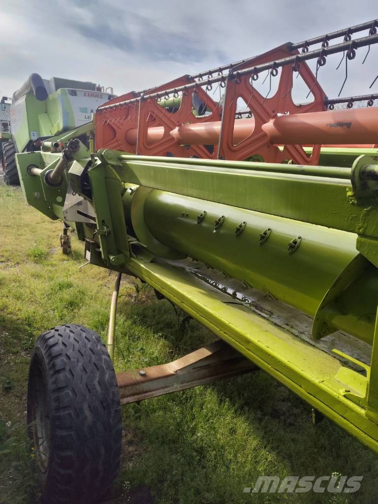 CLAAS Lexion 560 Combine de secerat