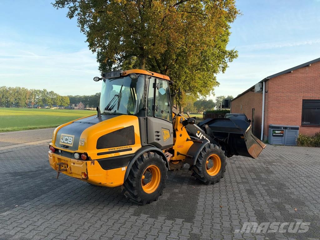 JCB 407 shovel Wielladers