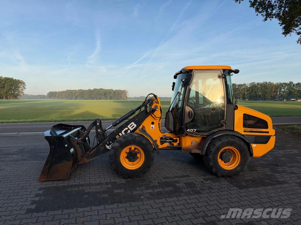 JCB 407 shovel Wielladers