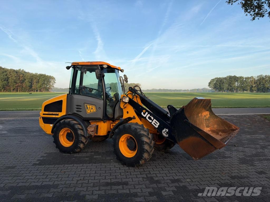 JCB 407 shovel Wielladers