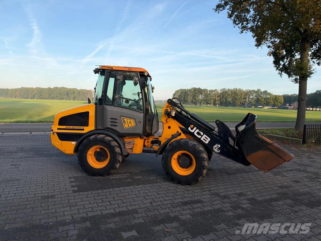 JCB 407 shovel Wielladers