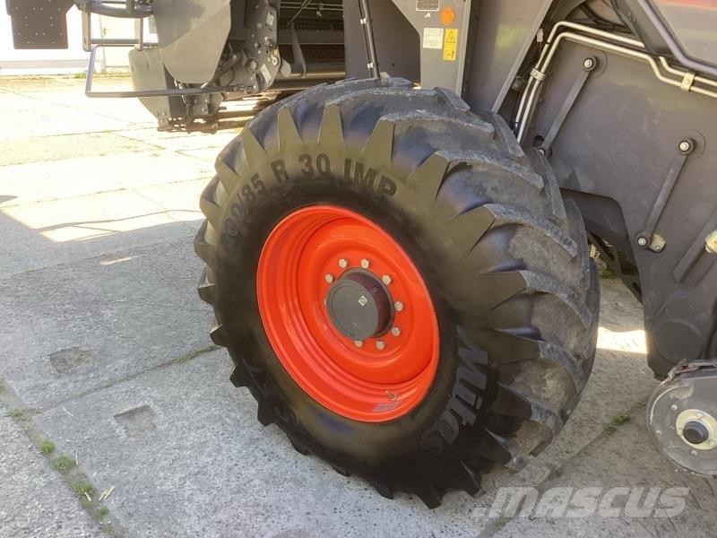 CLAAS Lexion 6900 TT Combine harvesters