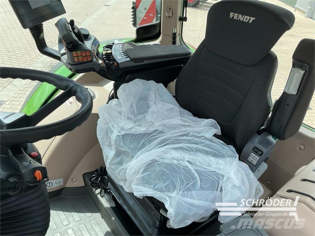 Fendt 724 VARIO GEN6 PROFI PLUS Tratores Agrícolas usados