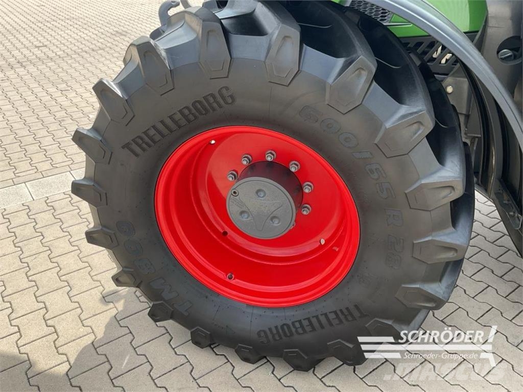 Fendt 724 VARIO GEN6 PROFI PLUS Tratores Agrícolas usados