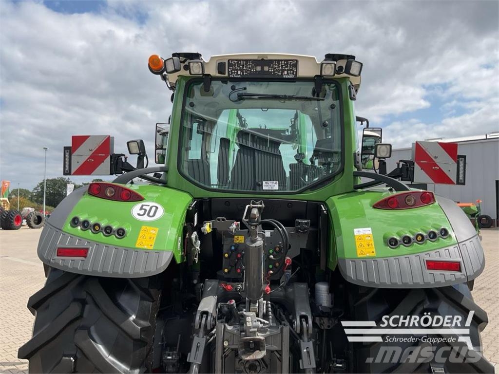 Fendt 724 VARIO GEN6 PROFI PLUS Tratores Agrícolas usados