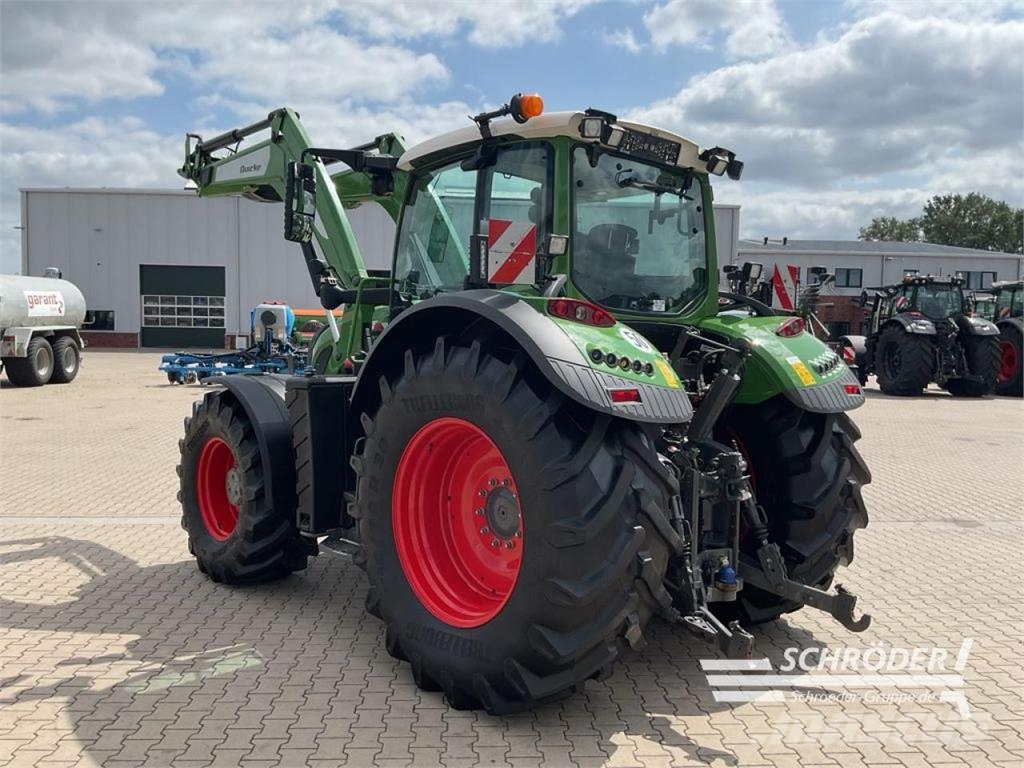 Fendt 724 VARIO GEN6 PROFI PLUS Tratores Agrícolas usados