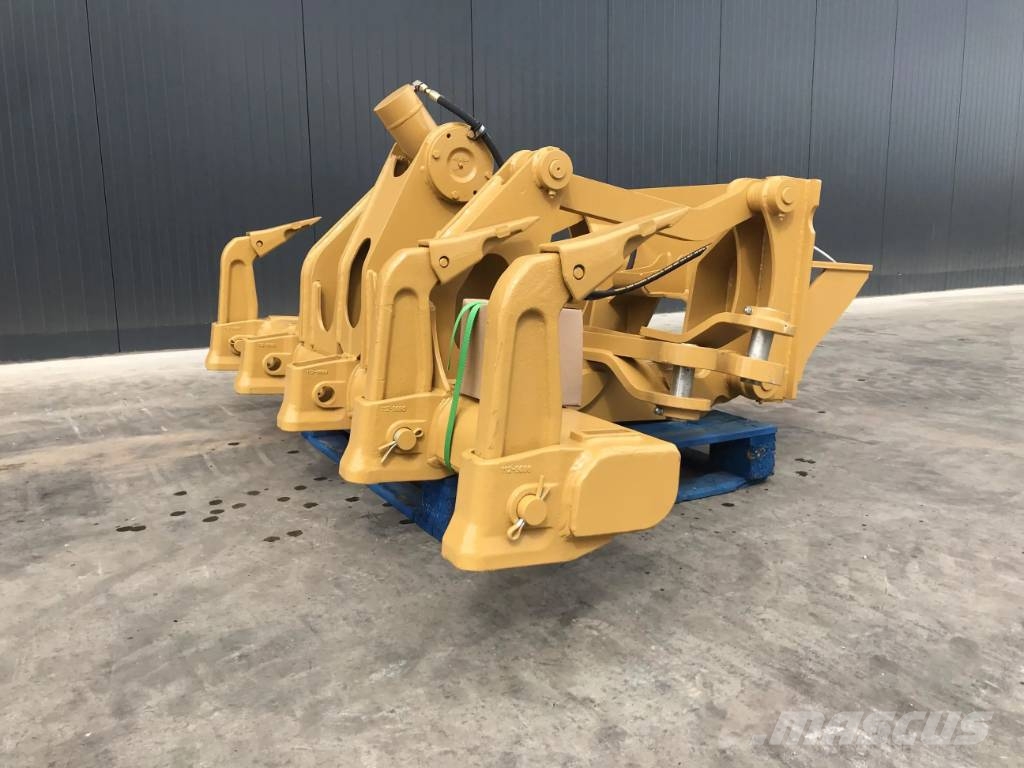 CAT 120M3 Escarificadores