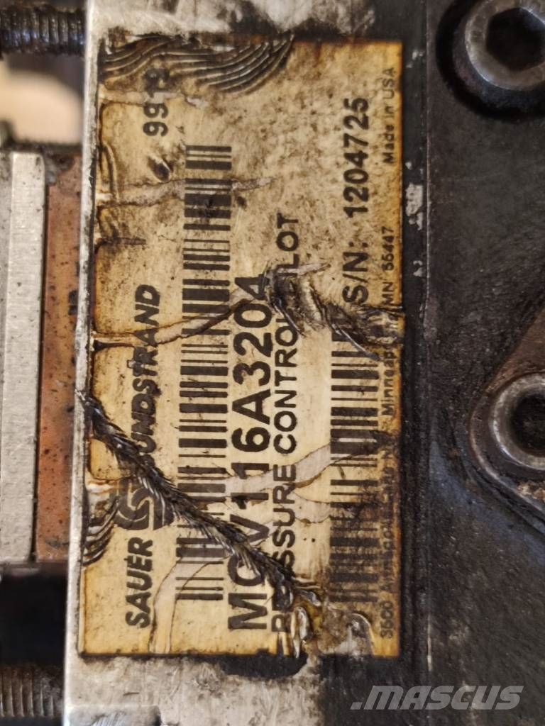  Hydraulic pump SAUER MPV046C M46-20474 JLG 660 液压