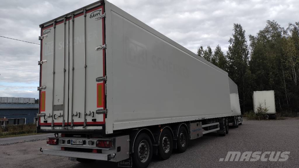 Volvo FH13 6x2 Ekeri kaappi+Ekeri kärry Camiones caja cerrada