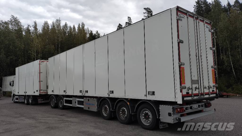 Volvo FH13 6x2 Ekeri kaappi+Ekeri kärry Camiones caja cerrada