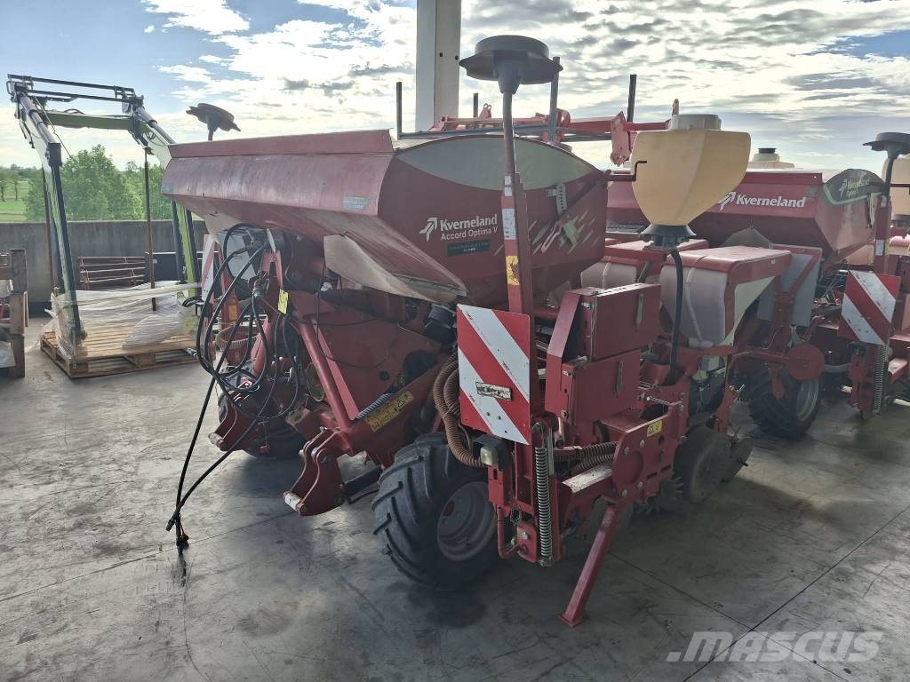 Kverneland OPTIMA V E DRIVE 6 FILE ماكينات البذر الدقيق