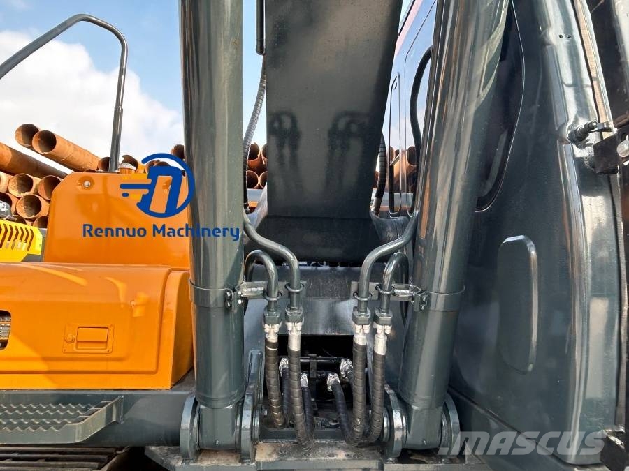 Hyundai HX220HD Gravemaskiner på larvebånd