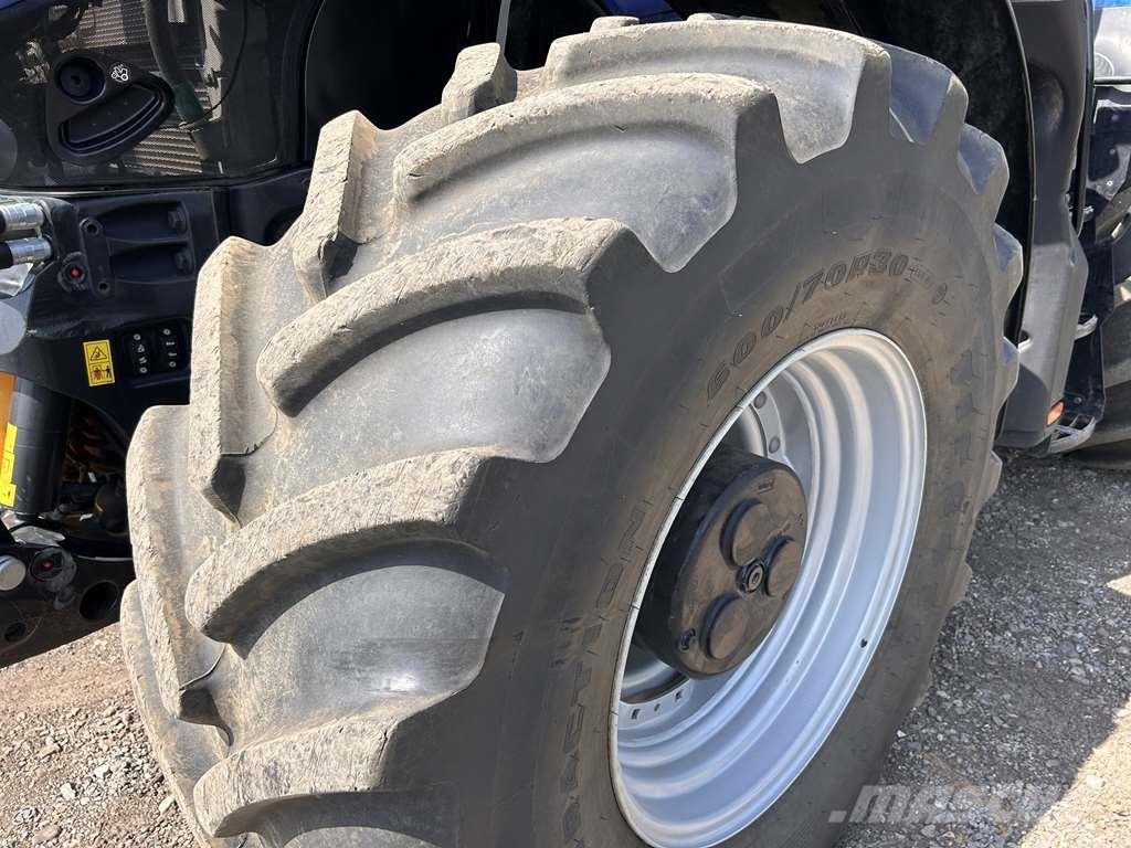 New Holland T7.315 PLMi Blue Power Trattori