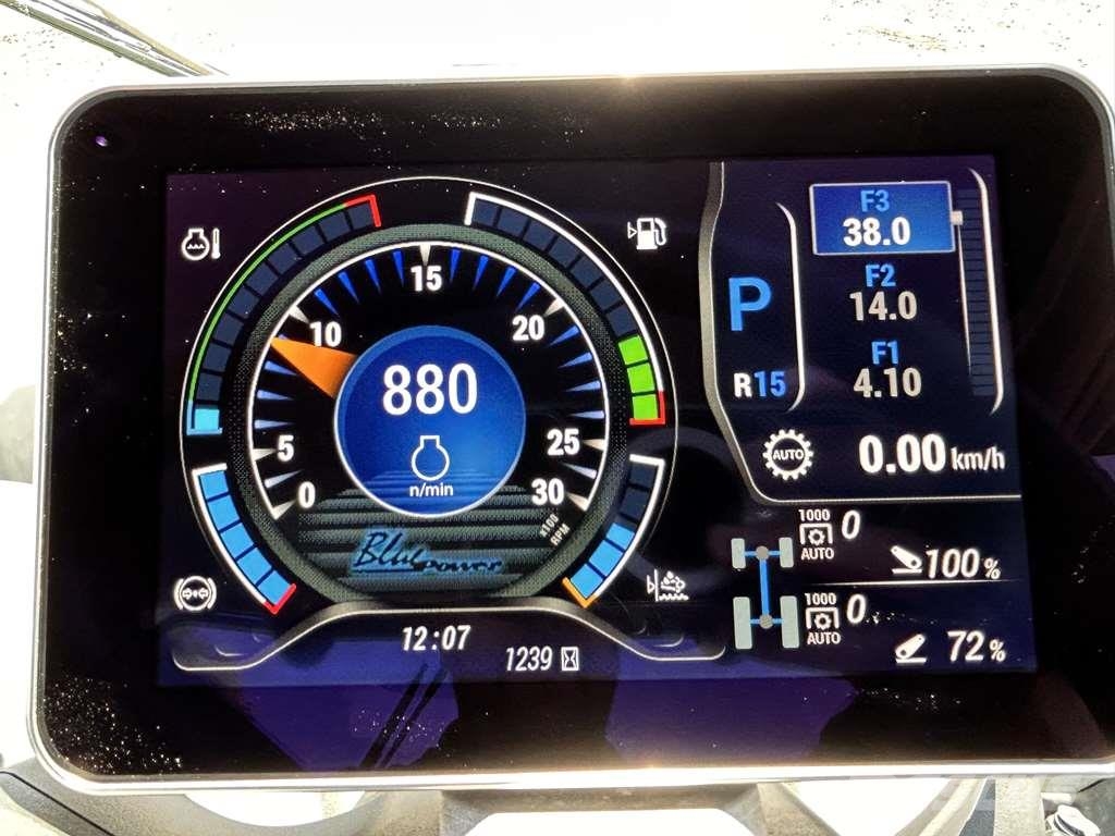 New Holland T7.315 PLMi Blue Power Trattori