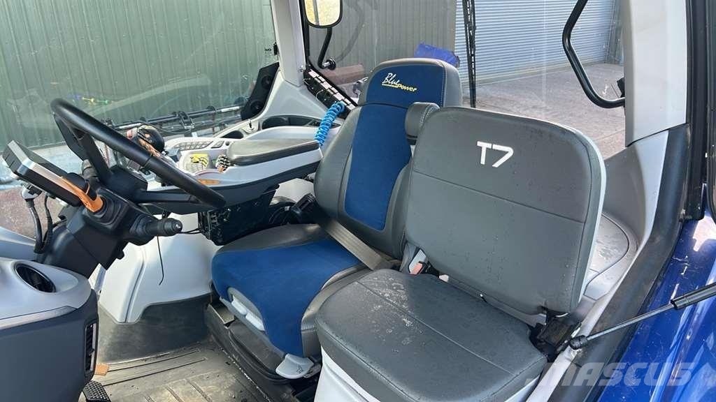 New Holland T7.315 PLMi Blue Power Tractoren