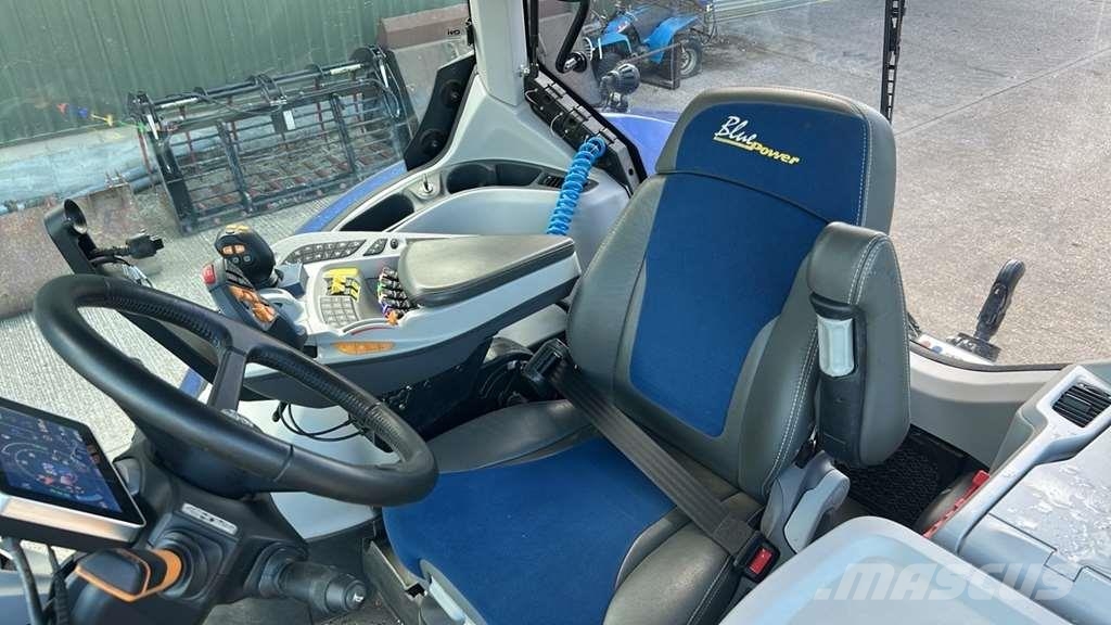 New Holland T7.315 PLMi Blue Power Tratores