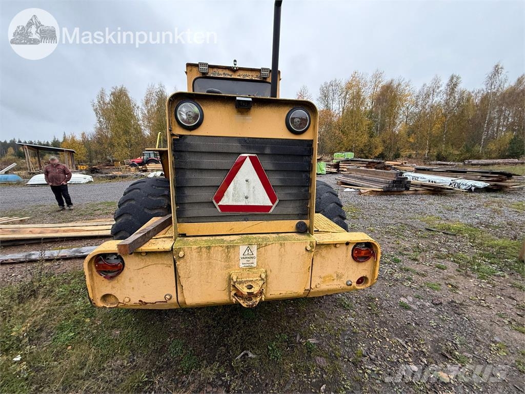 Volvo BM LM 846 Kolové nakladače