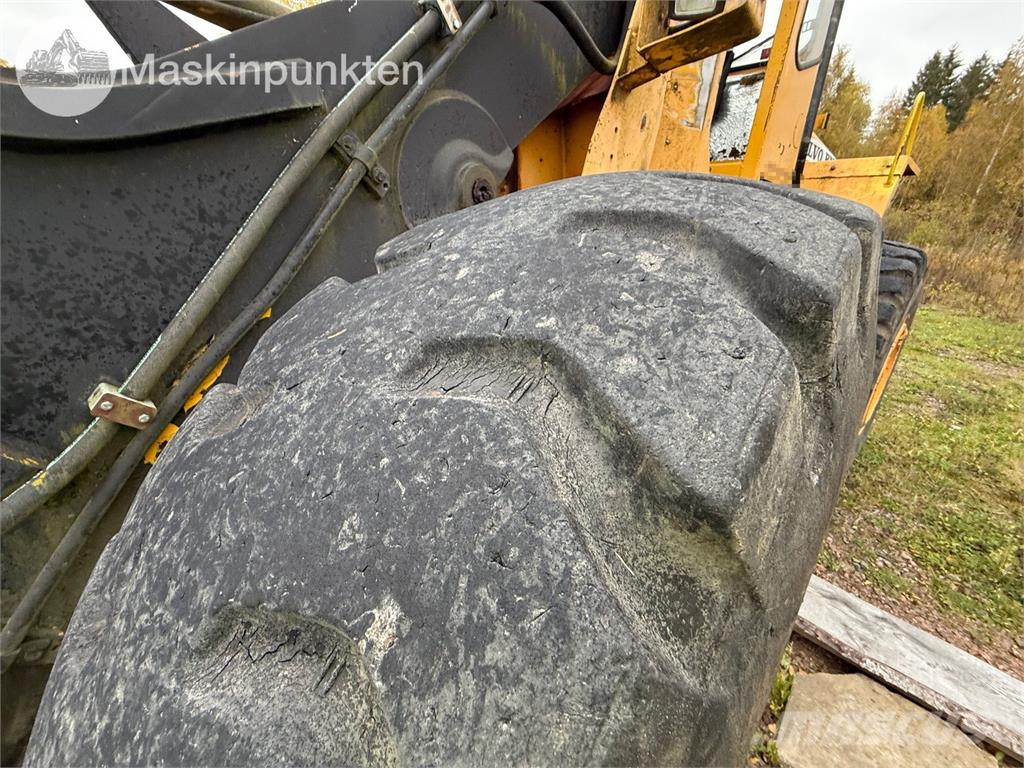 Volvo BM LM 846 Kolové nakladače