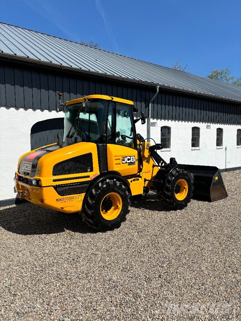 JCB 407 Cargadoras sobre ruedas