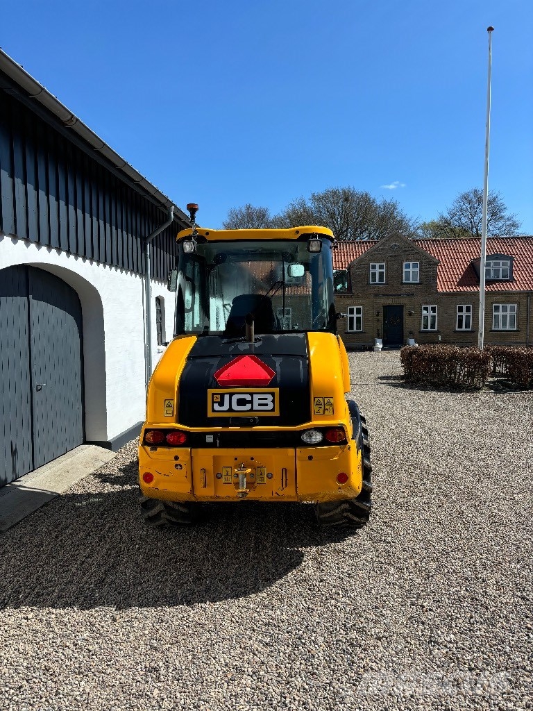 JCB 407 Cargadoras sobre ruedas
