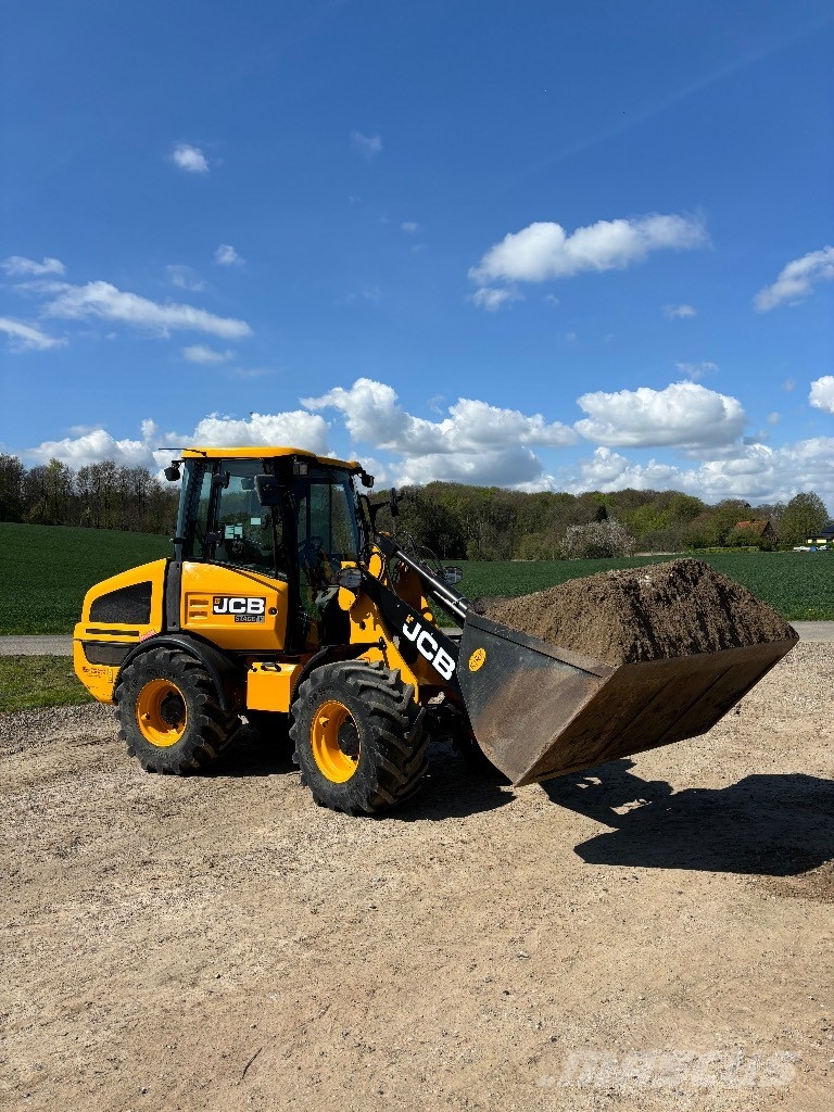 JCB 407 Cargadoras sobre ruedas