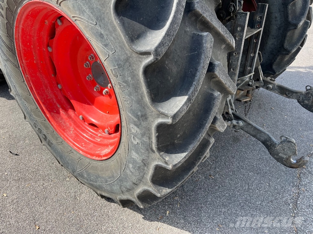 CLAAS Elios 230 Trattori
