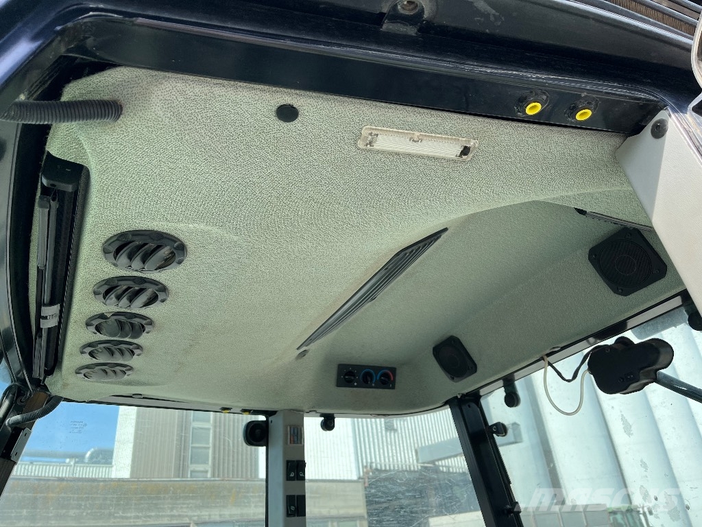 CLAAS Elios 230 Trattori