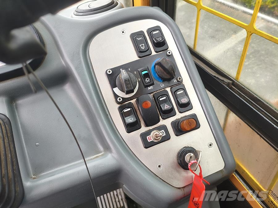 Baumann GX80L/14/40 ST Krautuvai su pakrovimu iš šonų