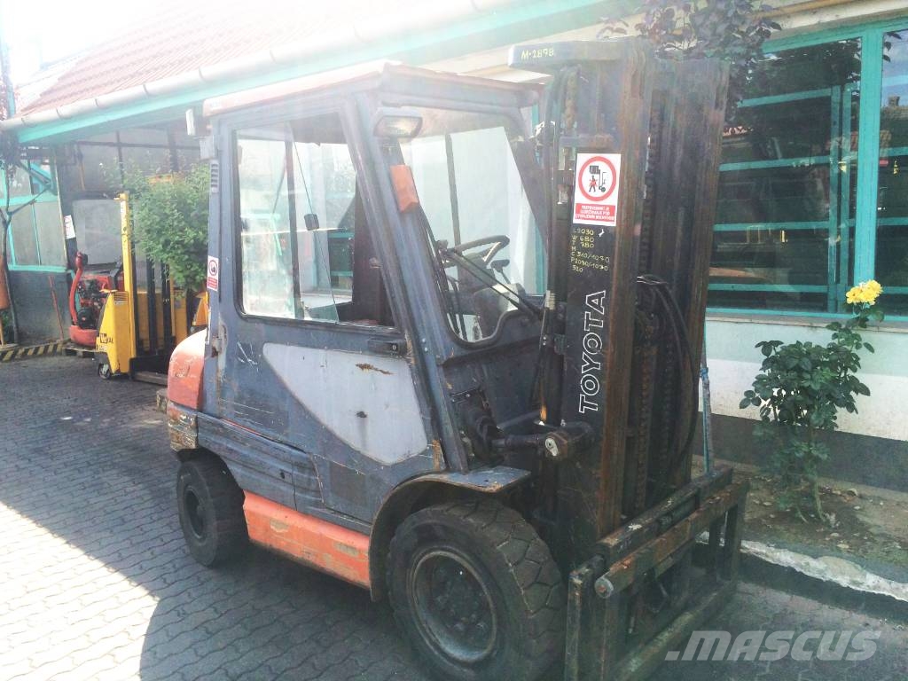 Toyota 6 FD 30 V-2878 OB Elektromos targoncák