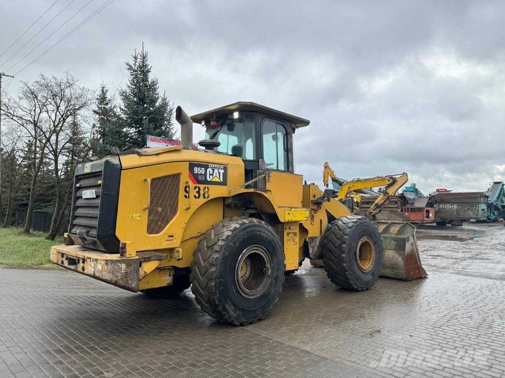 CAT 950 GC Фронтальні навантажувачі