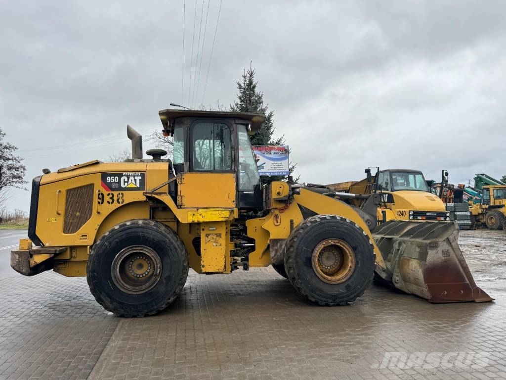 CAT 950 GC Фронтальні навантажувачі