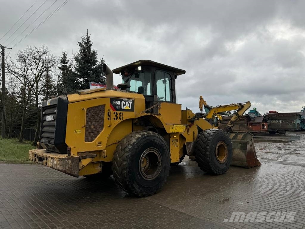 CAT 950 GC Фронтальні навантажувачі