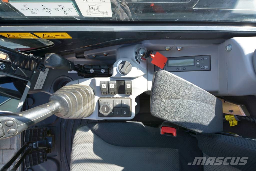 Hitachi KTEG 63U-6 VA MTC Minibagger < 7t