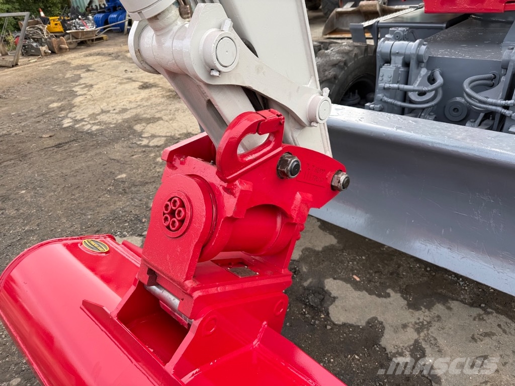Takeuchi TB 295 W Ratiniai ekskavatoriai