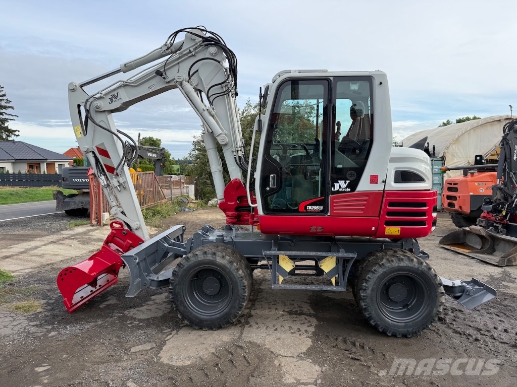 Takeuchi TB 295 W Ratiniai ekskavatoriai