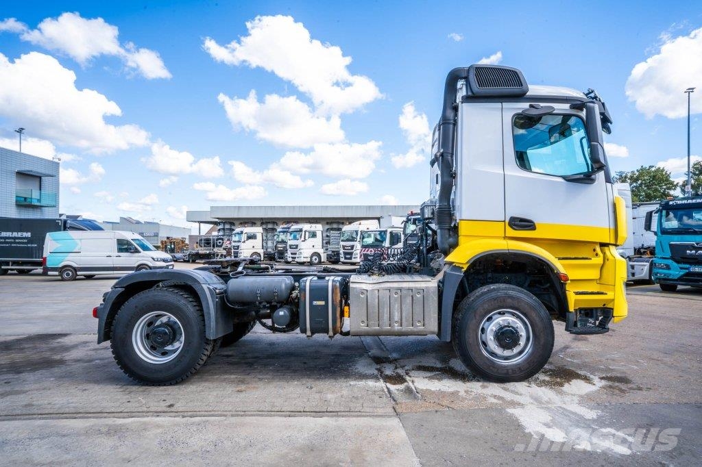 Mercedes-Benz AROCS 2045 AS (cardan)+KIPHYDR.+ manual 牵引车