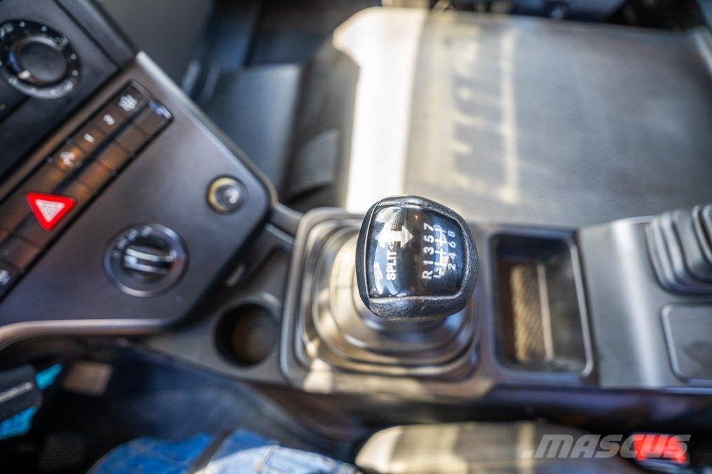 Mercedes-Benz AROCS 2045 AS (cardan)+KIPHYDR.+ manual 牵引车