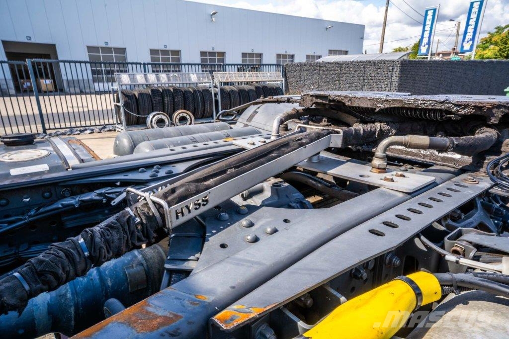 Mercedes-Benz AROCS 2045 AS (cardan)+KIPHYDR.+ manual 牵引车