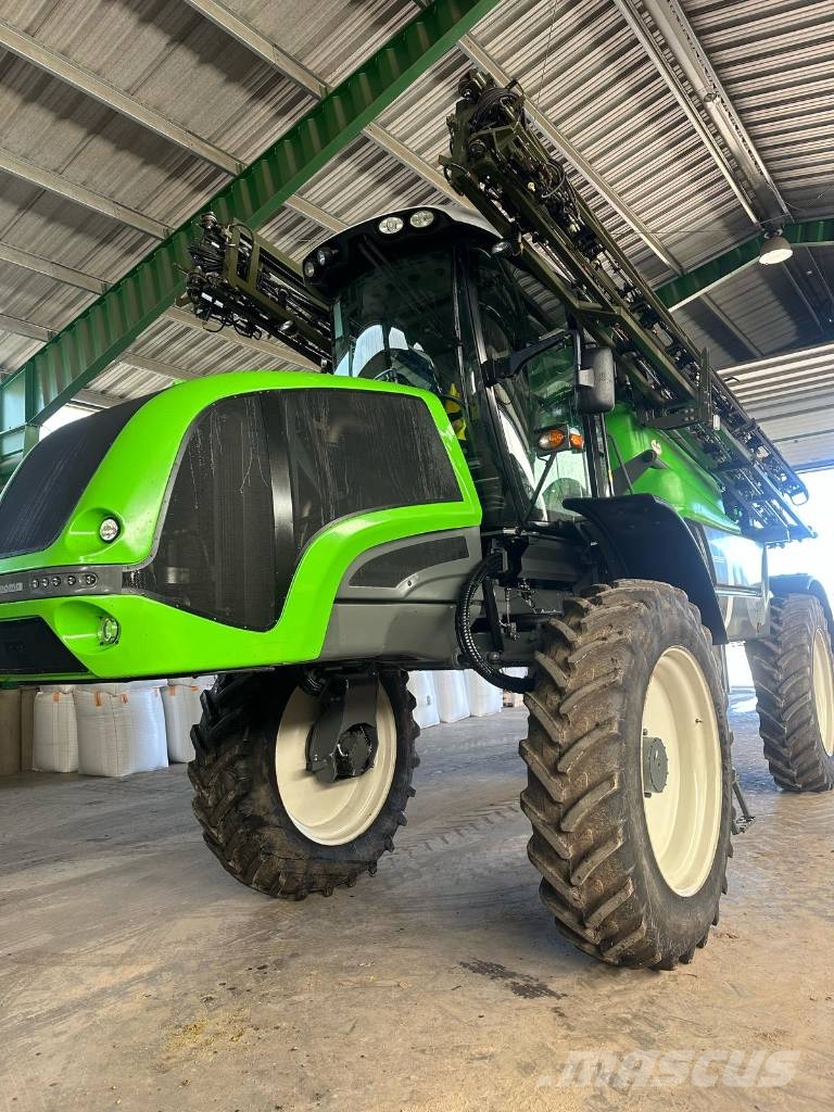 Tecnoma LASER 5240 Self-propelled sprayers