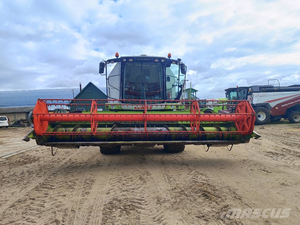 CLAAS Tucano 320 Kombinované zberacie stroje