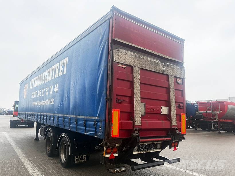 Kel-Berg 2 axle Curtainsider / Planenauflieger Poluprikolice sa ciradom