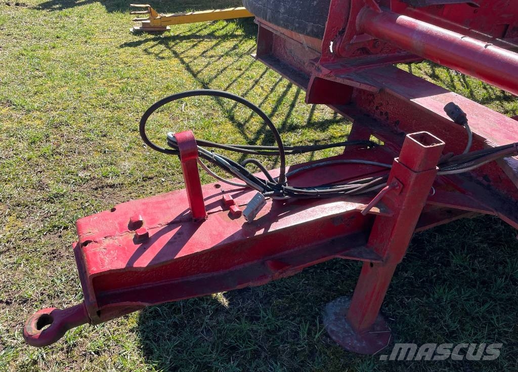 Maskintrailer 2-axlad ca 18 ton Ostatní návěsy