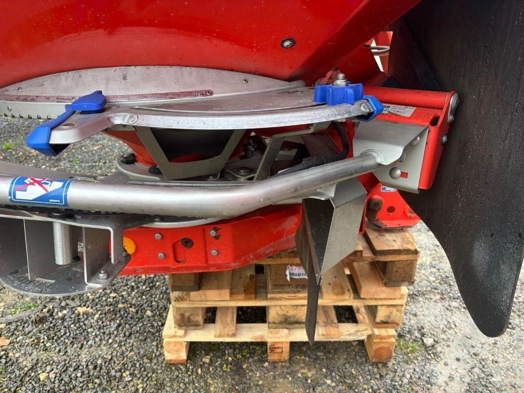 Kuhn Axis 40.1 W Aplicatoare pentru îngrășăminte lichide