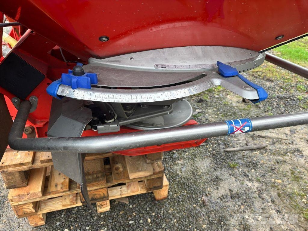 Kuhn Axis 40.1 W Aplicatoare pentru îngrășăminte lichide